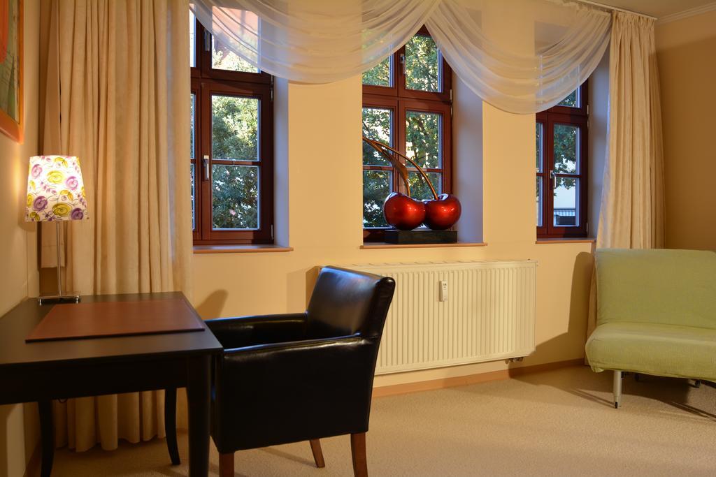 Ferienwohnung Domschatz เนาม์บวร์ก ห้อง รูปภาพ